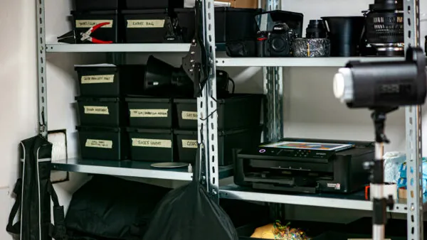 How Small Businesses Can Use Storage Units as Inventory Hubs